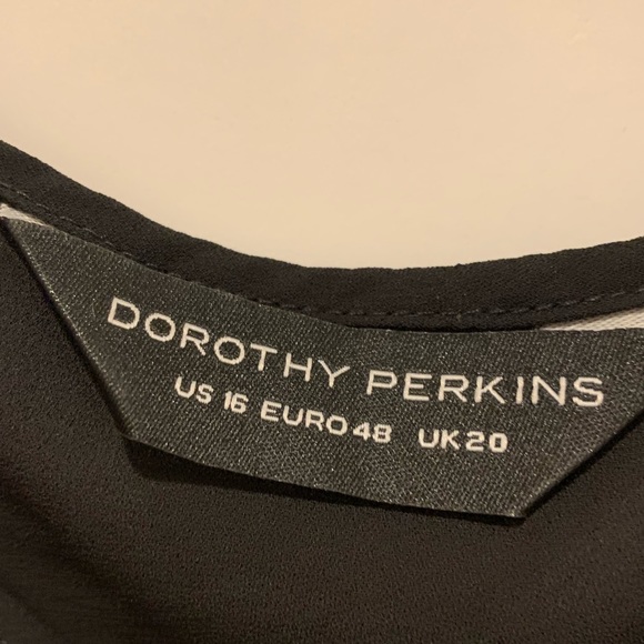 Dorothy Perkins Black Spaghetti Strap Cami Tank - Picture 2 of 4